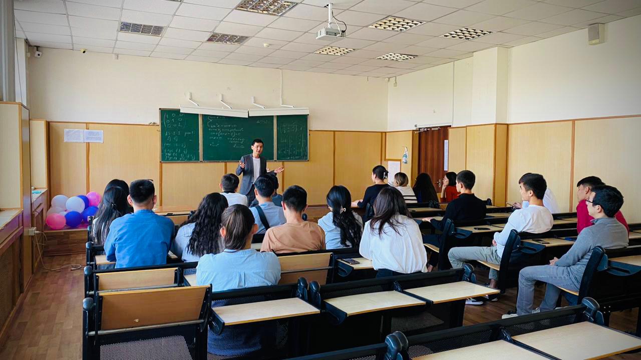 Within the framework of the "SUSTAINABLE DEVELOPMENT GOALS 5" project, a meeting of students with psychologist Amangeldy Meirambekuly on the topic "Women's role in society" was held at the Faculty of Information Technologies, department of Information systems.